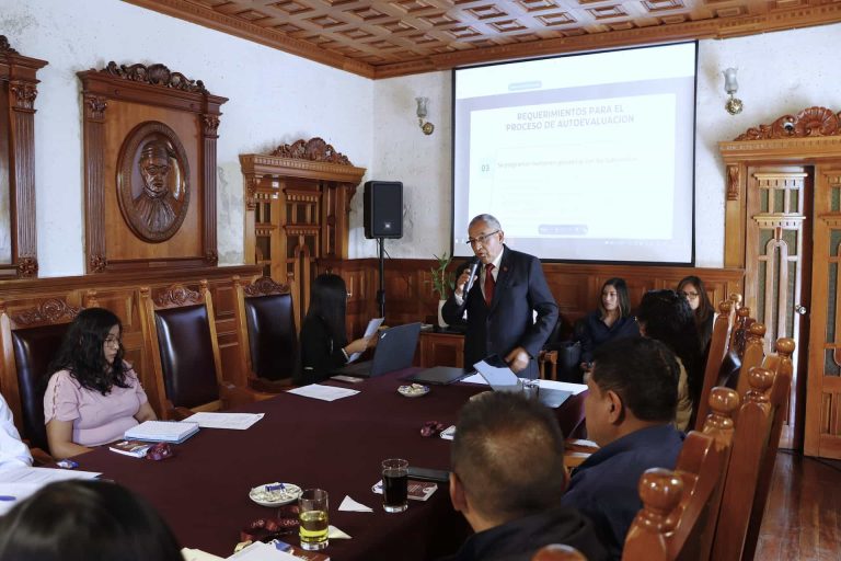 Calidad universitaria: UNSA instala comisiones clave para cumplir exigencias de acreditación